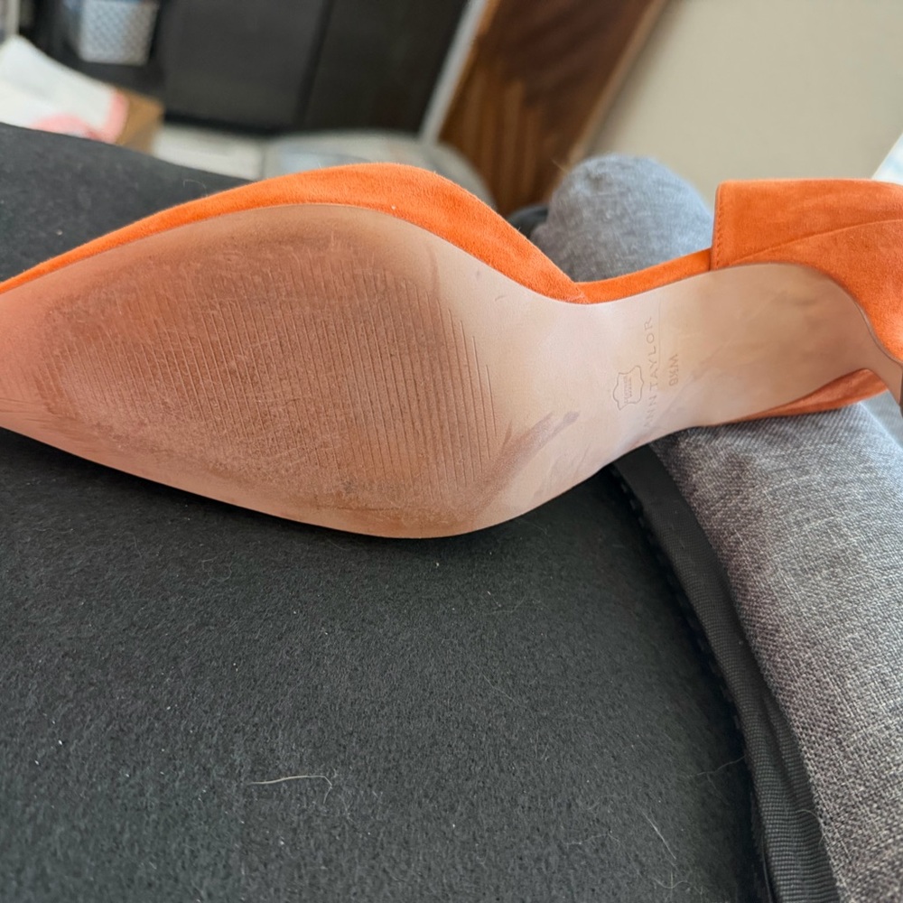Ann Taylor Orange Suede Pointed D'Orsay Flats - Picture 4 of 7